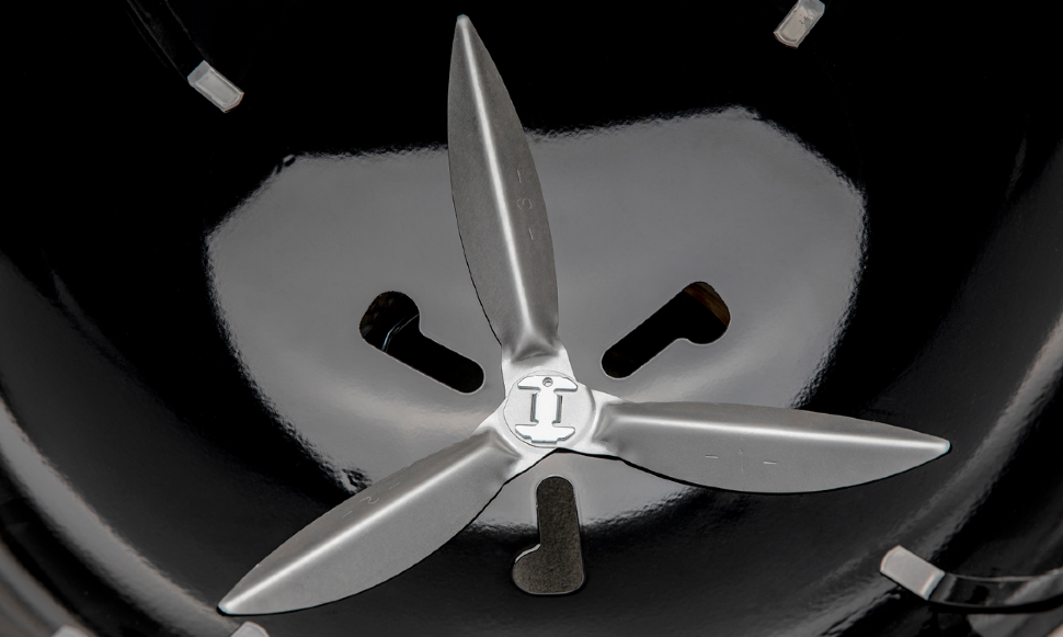 Угольный гриль Weber Master-Touch GBS E-5750, чёрный  