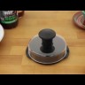 Пресс для бургера Big Green Egg, зелёный-video